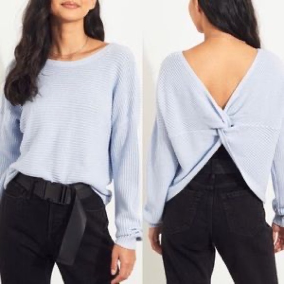 Hollister - Reversible long sleeve sweater - Picture 4 of 4